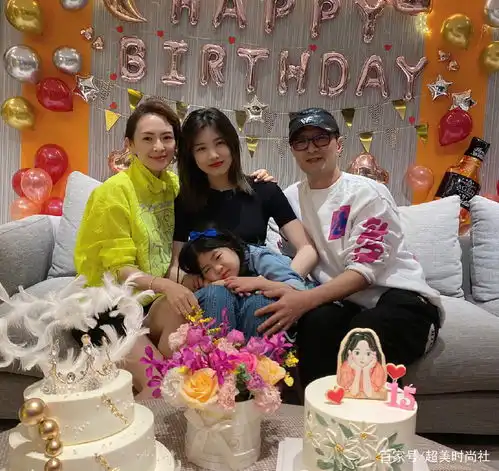 汪峰15岁女儿颜值上热搜,侧脸线条分明太惊艳,遗传妈妈好基因