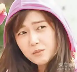 少女时代素颜对比照整容前眼睛小脸肿
