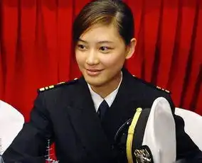 蔡依林等20大美女明星青涩警服诱惑组图
