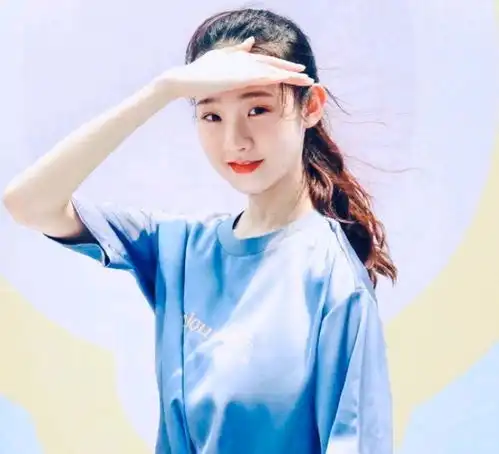 被骂小偷,硬糖少女张艺凡回怼黑粉