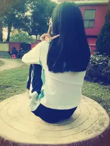 qq皮肤爱她不解释女生个性