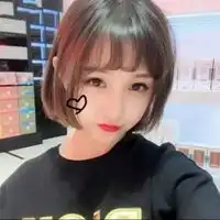 非主流短发女生头像超拽的短发女生头像