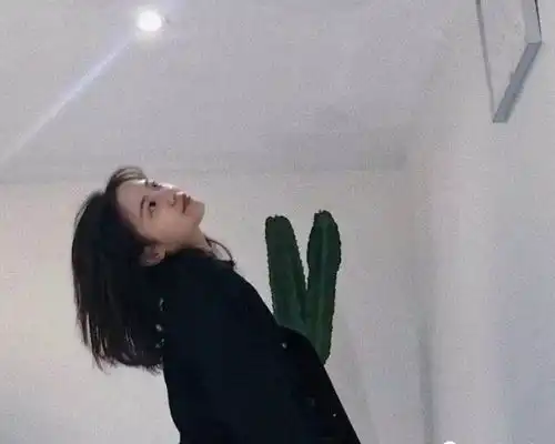 冷门女生头像你值得被偏爱