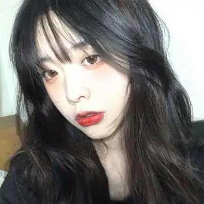 自拍同一人头像10张女
