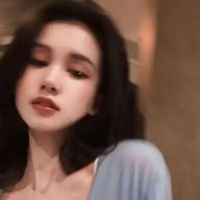 女头迪士尼的公主你不疼她就放她回去吧