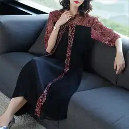 在男人眼中,穿这样裙子的女人,温婉又知性,特有女人味