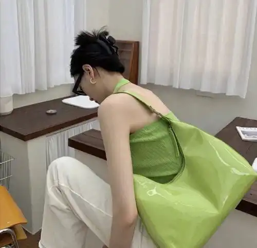 绝美风格女头该换头像啦