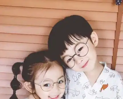 最讨长辈喜欢的5大星座,天生的乖乖女,往往颜值和气质并存