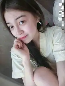 95后冰壶美女大秀白皙长腿网友冰壶女神