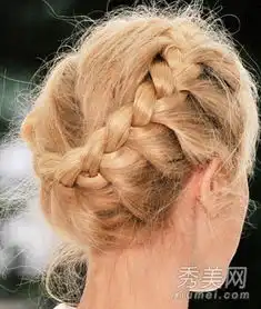 秋季森女范编发发型最新花样养眼迷人