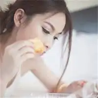 你一定觉得我很搞笑唯美女生qq头像