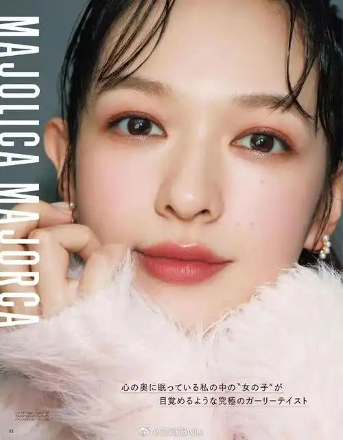 听说日本杂志的赠品比书值钱,这么巧我们也是