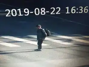 北京急寻28岁智力障碍男子走失,穿蓝色牛仔衣,戴帽子,口齿不清