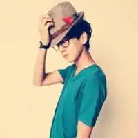 一系列精心准备的男生头像