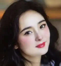 假如女星长胖三十斤杨颖肿成包子,赵丽颖可爱,而她却变美了