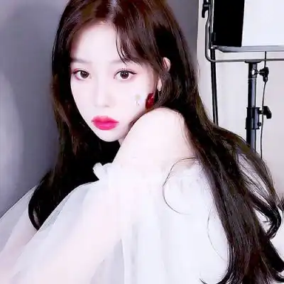 美女头像图片高清侧脸软萌少女范但又成熟漂亮的