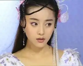 额头辫女星范冰冰像仙女,贾静雯蒋勤勤清丽,酒窝女神被骂丑