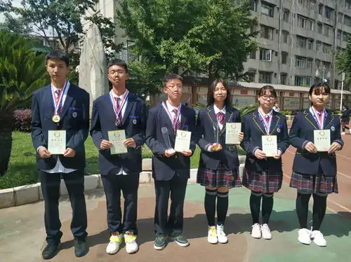 我校包揽2021年昆明市中小学生建筑模型比赛男女团体第一