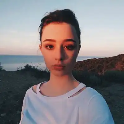 伤感有意境qq女生欧美头像