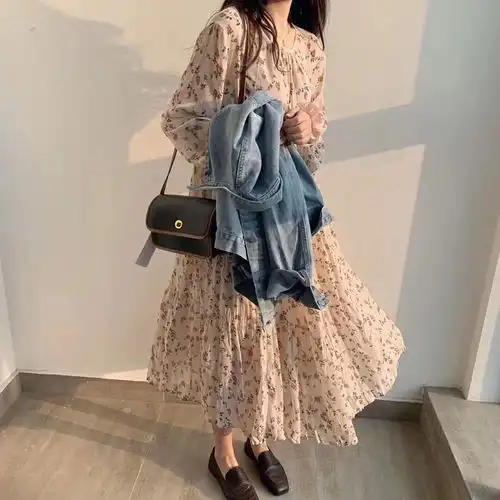 有没有好看的碎花裙碎花控,求推荐衣服,裙子,谢谢各位美丽的小仙女