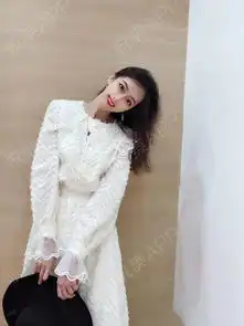 今天穿的非常少女,就为了去充满了少女心的这个地方喝...紧致提升悦美整形