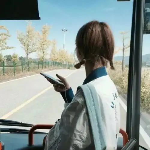 世界这么大,谁少了谁不行啊