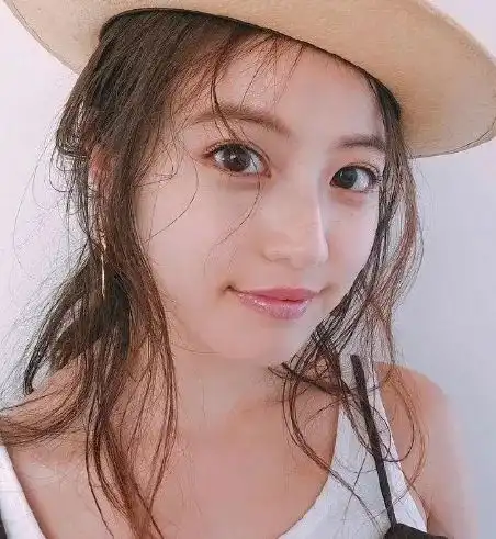 不服过气网红凭什么演绝色美女就算她的口红颜色好看又...怎么...样...