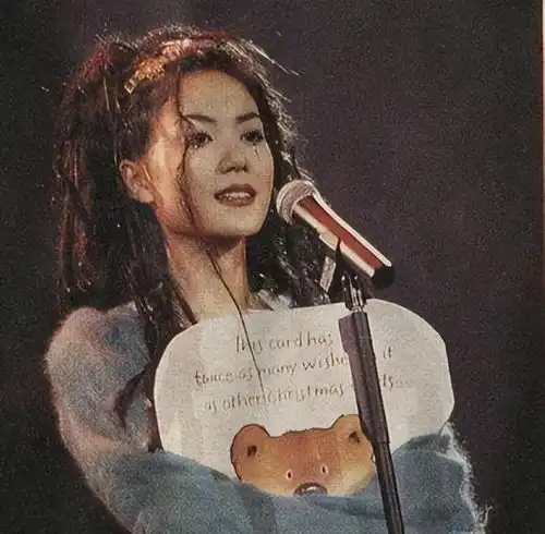 母女同框气质很像,李嫣戴口罩帽子全副武装