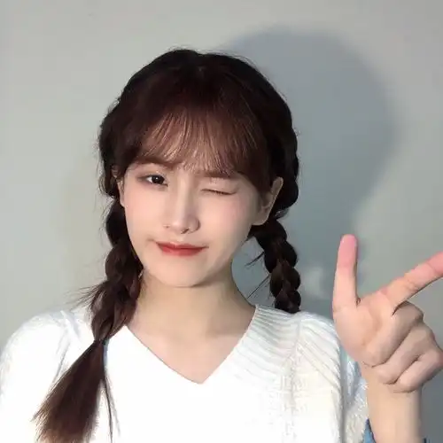 女生头像和姐妹见面的朋友圈文案