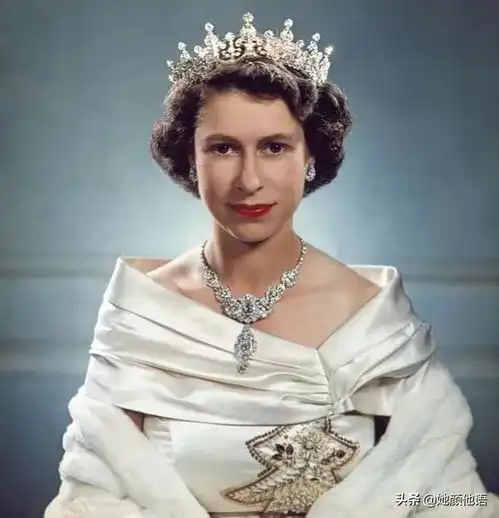 英国女王年轻时的华丽高贵世纪最有权势的女人