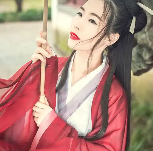 五个星座女日常中,天秤座看起来很强势,金牛座不想让吵闹影响到生活