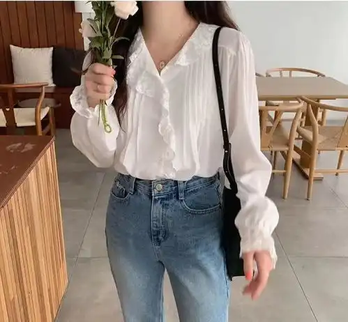 气质型女孩初夏怎么穿简约风穿搭小技巧,凸显高级时髦