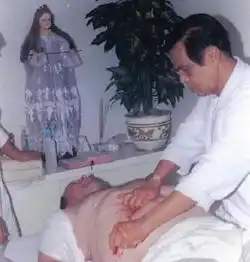 那些靠迷信撞骗的巫师神婆,可能比你更懂科学