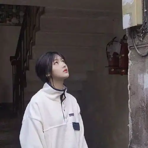 女生头像谎言并不代表欺骗