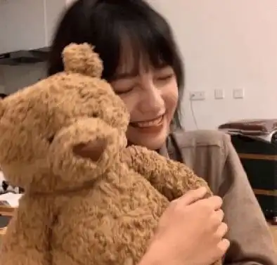 半年不发自拍的女生,多半有3个共性被说中可别哭鼻子