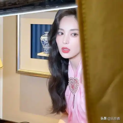 美女演员古力娜扎迷人美照欣赏,好漂亮啊