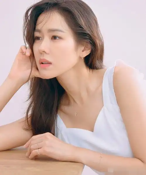 韩网评韩国十大美女,榜首女星无异议,90后林允儿竟不入榜
