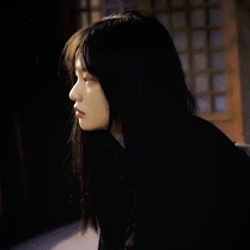 女生头像.foronlyamoment