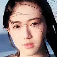 清新风格的六月qq女生头像笑着相遇哭着别离温暖相依3