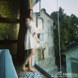 15岁少女整容变蛇精走红