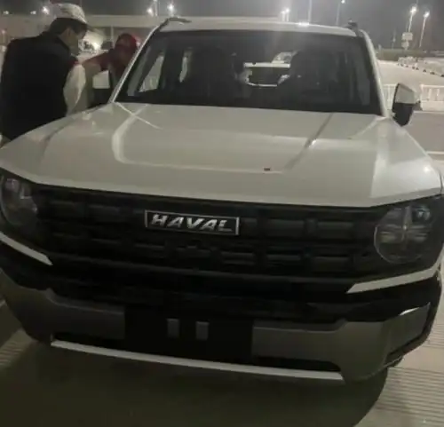 哈弗酷狗实车曝光比哈弗大狗更酷1.5t发动机的动力更强