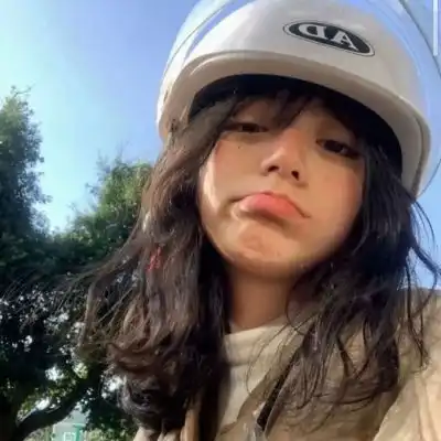2023随性自由个性女生头像