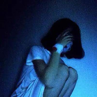 特别丧的女生头像血腥恐怖头像吓死人不偿命
