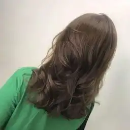 烫头发和电头发有什么区别