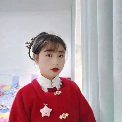 你最喜欢的穿jk制服汉服lo裙的照片是什么样子的呢