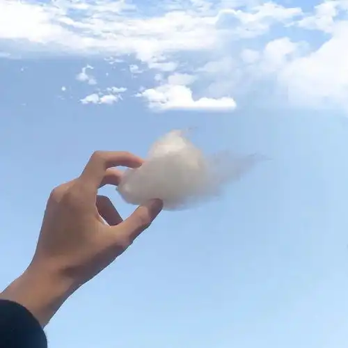 心心念念的朋友圈背景图