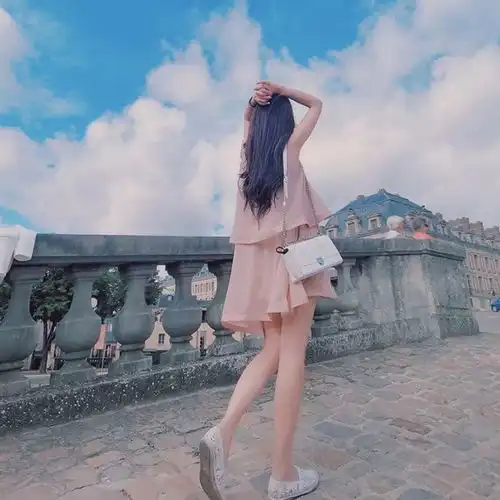 幽默丨美女的背后