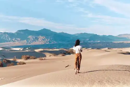 旅行就该穿得花花绿绿陈赫前妻教你正确穿法,白色太显气质1
