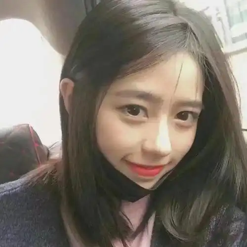 好看大方的头像女生着实迷人
