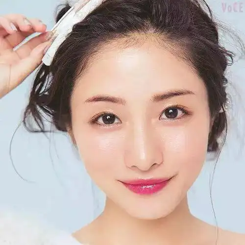 现需女模一枚,要求皮肤状态良好商业拍摄报酬私...